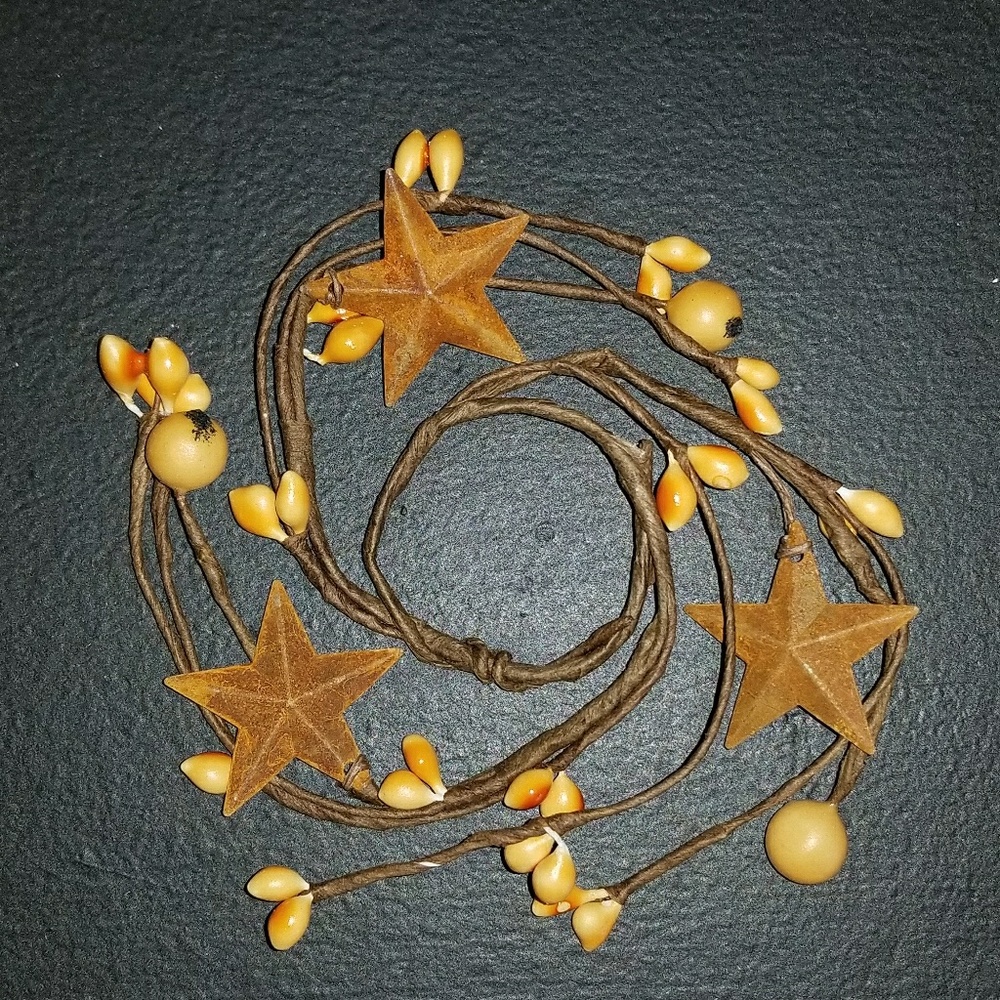 New 10 Primitive Star/Berry Candle Rings
